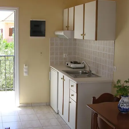 Pythos Aparthotel Svoronata