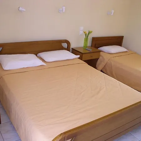 Apartmanhotel Pythos 2*