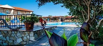 Pythos Appart hôtel 2*