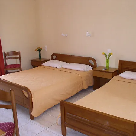Apartmanhotel Pythos 2*