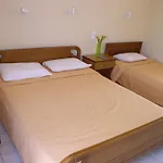 Hotel apartamentowy Pythos 2*