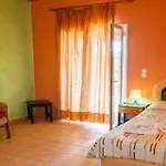 Hotel apartamentowy Pythos 2*