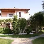 Hotel apartamentowy Pythos Svoronata