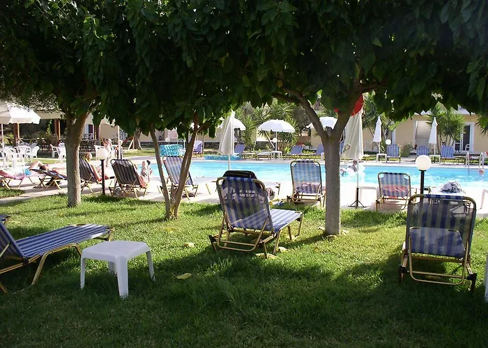 Pythos Aparthotel Svoronata